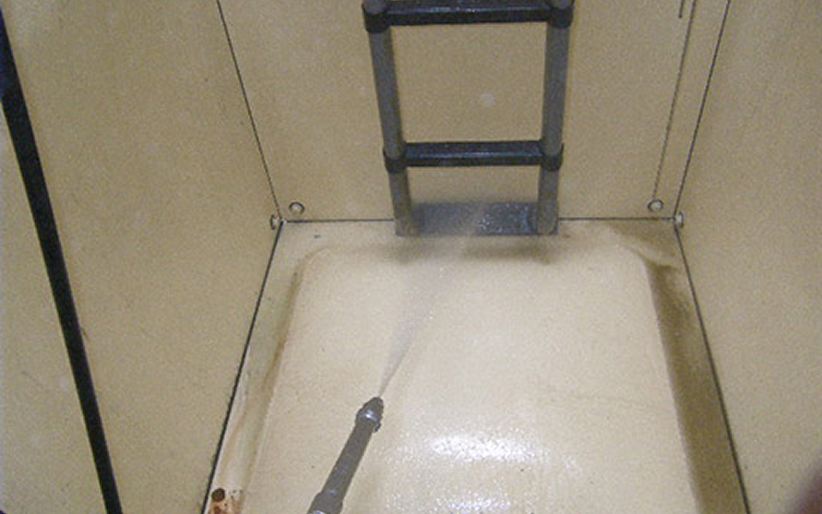 貯水槽清掃イメージ