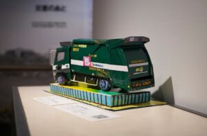 仙台市民の方がペーパークラフトで当社車両を製作してくれました（令和7年6月）